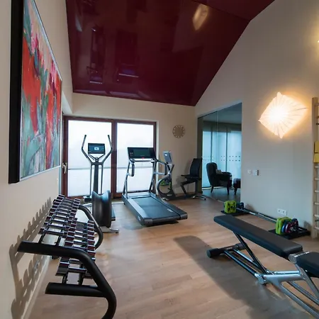 Natura Villa Węgrzce