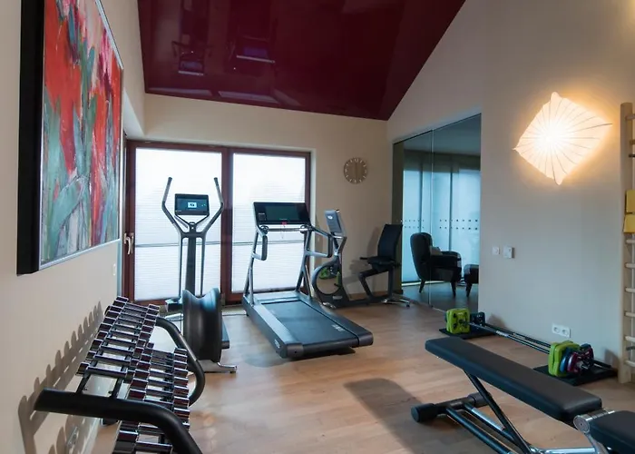 Natura Villa Węgrzce